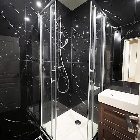 Urban Flat 94 - Beautiful Flat Coco Chanel In *